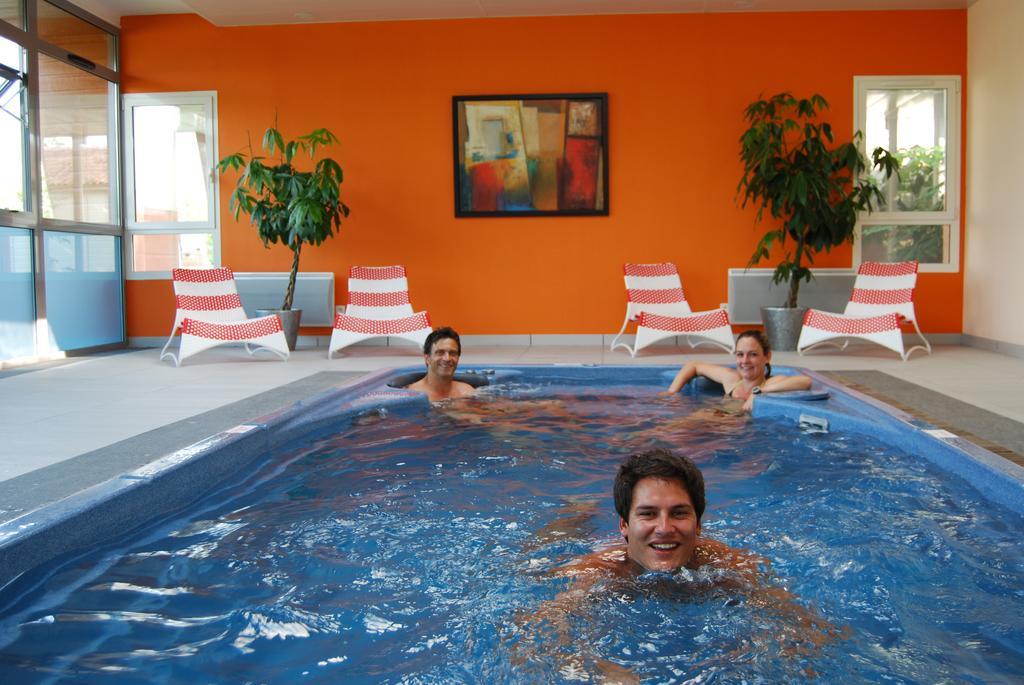 Lagrange Grand Bleu Vacances - Residence Port Lalande Castelmoron-sur-Lot Eksteriør billede
