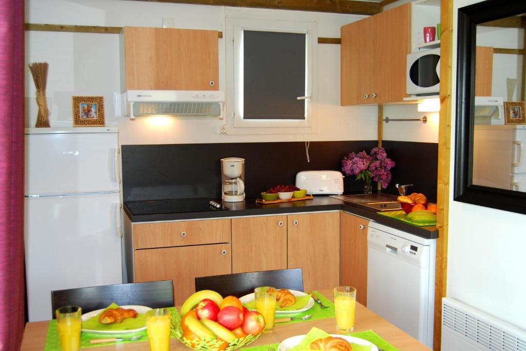 Lagrange Grand Bleu Vacances - Residence Port Lalande Castelmoron-sur-Lot Værelse billede